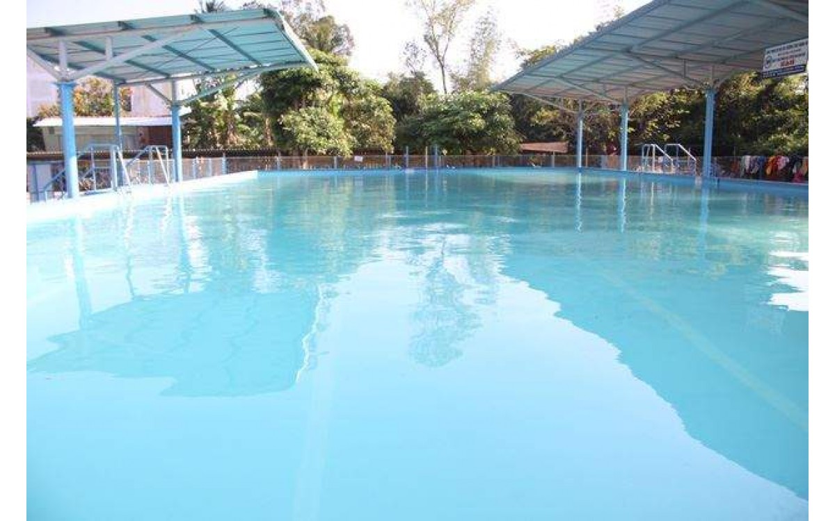 Máy bơm hồ bơi hoạt động trong điều kiện áp suất dưới nước cao